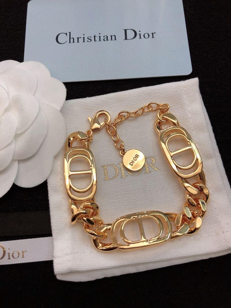 chr1st1an D10r necklaces